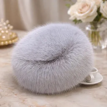 Pokrývka hlavy BUBLA Krásná čepice kožešinová stříbrná