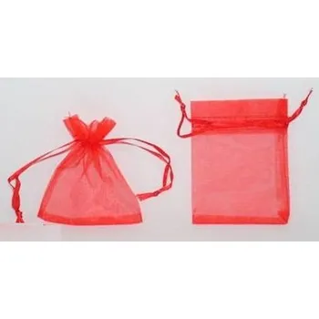 Obraz Červené organzové sáčky na svatba svatební hostina svaté přijímání křtiny