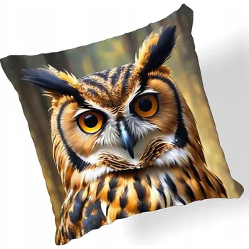 Polštář Polštář – Lesní sova s hypnotizujícím pohledem, elegantní ozdoba interiéru