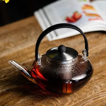 Konvice na čaj VIALLI DESIGN Eva 0,8 l stříbrná - skleněný čajový konviček s infuzérem