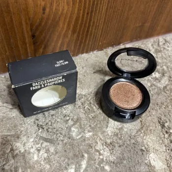Oční stíny MAC Oční stíny DAZZLESHADOW SLOW FAST SLOW 1g