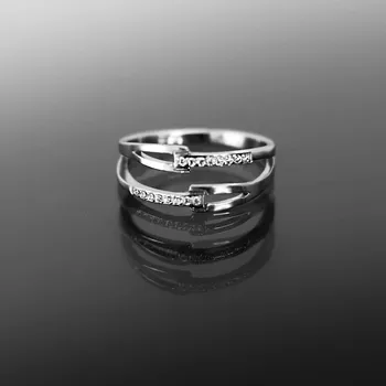 Prsten Prsten „Dvojitá elegance“ zdobený zirkony z chirurgické oceli č. 1411 - 60