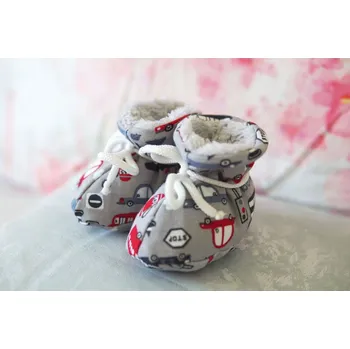 Capáčky Amálka Zateplené bačkůrky autíčka Velikost: 56-68