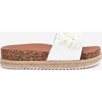 Dámské sandále Dámské pantofle na platformě s ozdobnými květinami – bílé Velikost: 38