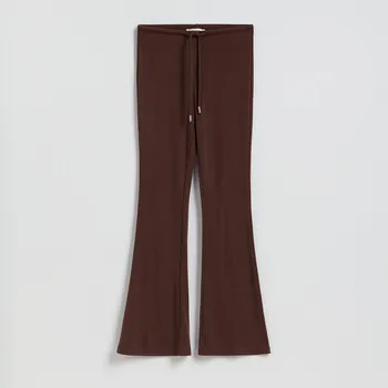 Dámské kalhoty Reserved - Zvonové kalhoty s viskózou - tmavě hnědá - 017HT-89X - 017HT-89X-S
