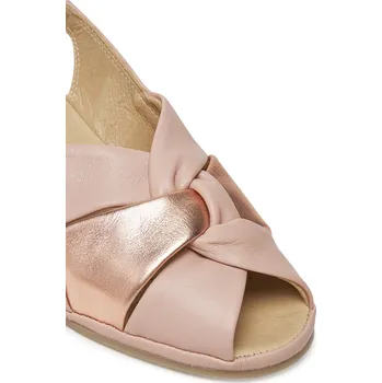 Dámské sandále Suave dámské sandály 710232-42 na klínku, velikost 38