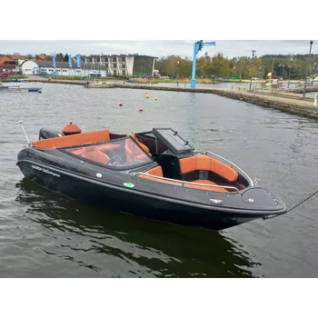 Člun Motorový člun BT 560 Elegance