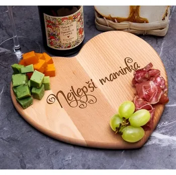 Kuchyňské prkénko Kuchyňské prkénko dřevěné - srdce s gravírováním