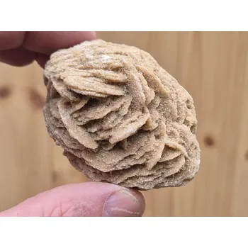 Přírodní kámen Pouštní růže přírodní z Maroka 132g