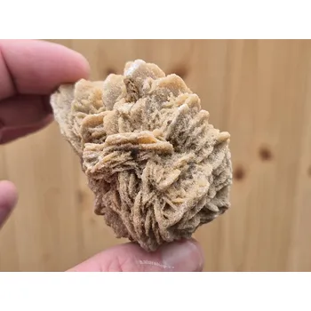 Přírodní kámen Pouštní růže z Maroka 154g