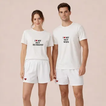 Dámské pyžamo Pyžamový set s potiskem I LOVE MY HOT HUSBAND/ WIFE, pro pár Barva: Bílá, Velikost: On L Ona XS