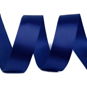 Stuha Atlasová stuha svazky po 5 m šíře 25 mm Varianta: 38 modrá tmavá, Balení: 5 m