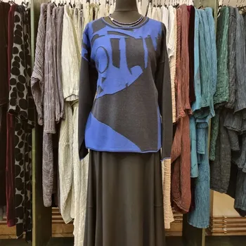 Dámský svetr Svetr černomodrý dlouhý rukáv