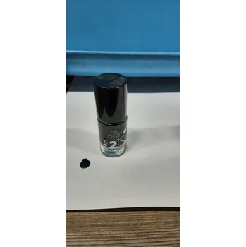 Lak na nehty Lak na nehty Neess malá černá 5 ml