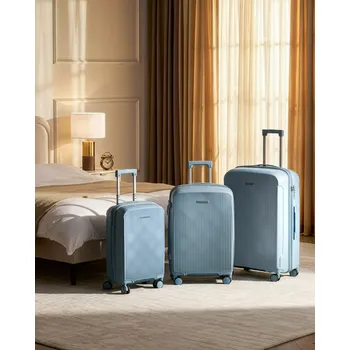 Sada 3 kufrů skořepinových modrý syntetický materiál železný zámek TSA tichá kolečka zip proti krádeži 3 velikosti moderní design Beliani