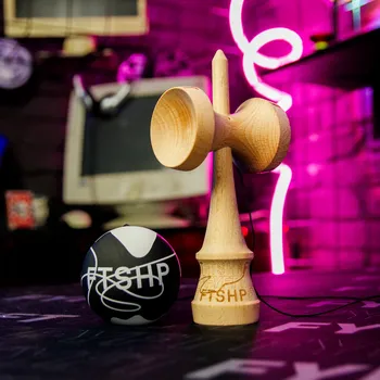 Žonglování FYFT & FOOTSHOP Kendama