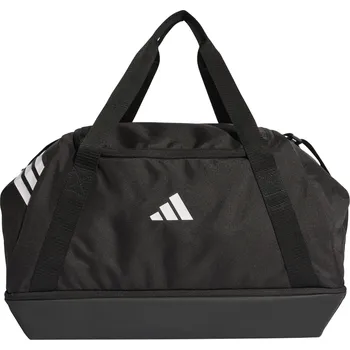 Taška Adidas Tiro 26 Duffle s dvojitým dnem černo bílá vel.M Velikost tašek: Velikost M (52 litrů) = 30 cm x 60 cm x 33 cm (D x Š x V)