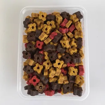 Pamlsek pro psa Delikapet Šťavanté Bonbony D560 - 600g