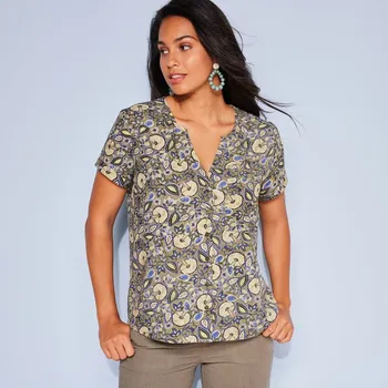 Dámská halenka Halenka s krátkými rukávy na knoflíčky a s potiskem rostlin khaki 52