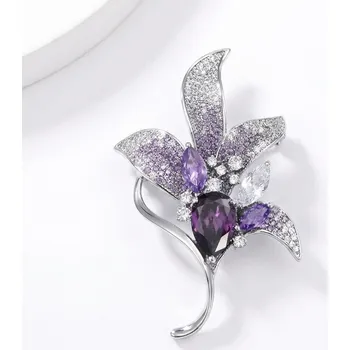 Souprava šperků B-TOP Brož Magnolia s broušenými krystaly – fialová