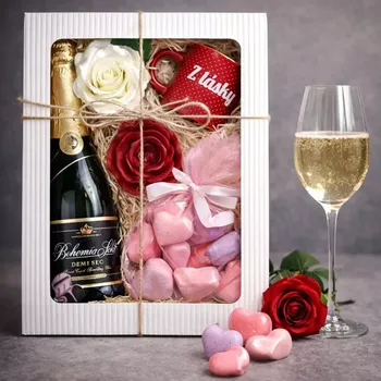 Dárkový potravinový koš Romantický dárkový balíček z lásky s mini sektem, espresso hrnkem a koupelovou péčí