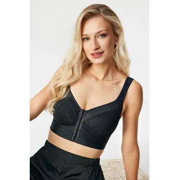 Podprsenka Podprsenka Eliza zmenšující se zapínáním vpředu