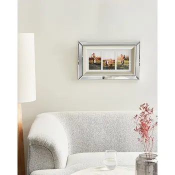 Rám na obraz Stříbrný zrcadlový rám 32 x 50 cm pro fotografie 3 fotografií 10 x 15 cm, závěsná koláž Beliani