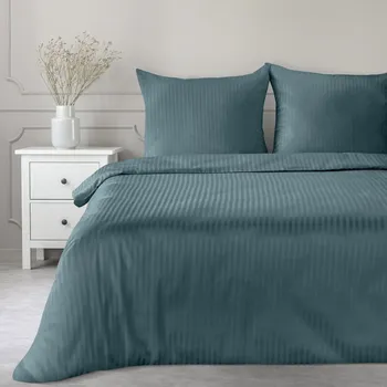 Povlečení Saténové ložní povlečení VERA s jemnými proužky v mořské modré barvě Rozměr ložního povlečení: Šířka x Délka: 140x200cm + 1ks 70x80 cm