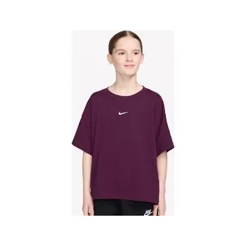 Nike Sportswear Essential Big Kids (Girls) T-Shirt S