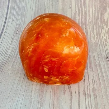 Kalcit oranžový leštěný velký freeform Madagaskar 6 cca 6 x 6,3 cm, 205 g