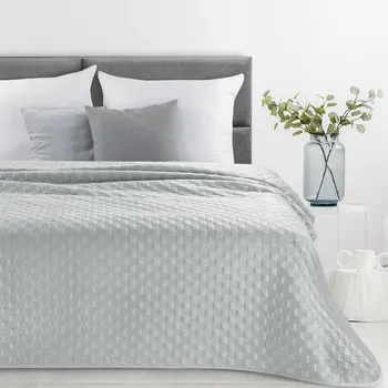 Přehoz na lůžko Sametový přehoz na postel SOFIA 4 ve stříbrné barvě Rozměr přehozu (šířka x délka): 170x210cm