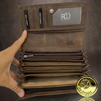 Peněženka Tmavě hnědá kožená kasírka EXCLUSIVE Leather s monogramem – robustní a elegantní Vyberte variantu: + ražba monogramu (C) Klasicky Times N. Roman + Akce - zlatá mince Pro štěstí ZDARMA