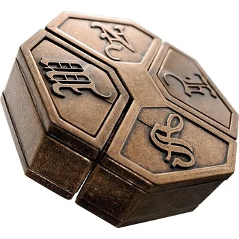 Hlavolam Huzzle Cast News