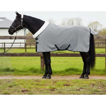 Jezdecké sedlo vidaXL Deka pro koně Tmavě zelená 135 cm Polartec fleece [42013363]