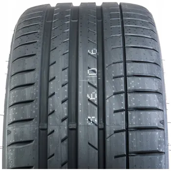 Letní osobní pneu Letní pneumatika Falken Azenis RS820 265/35ZR19 98 Y zesílená (XL)