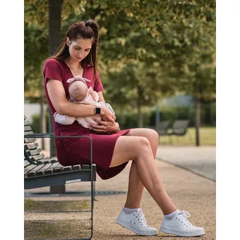 Těhotenská móda Kojicí šaty s kapsami Tea, krátký rukáv, vínové S/M