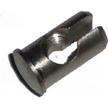 Úchyt bowdenu v páčce spojky