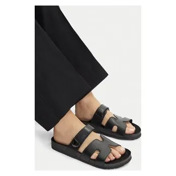 Dámské pantofle Nazouváky Lasocki GRD-22010-02 Černá 40