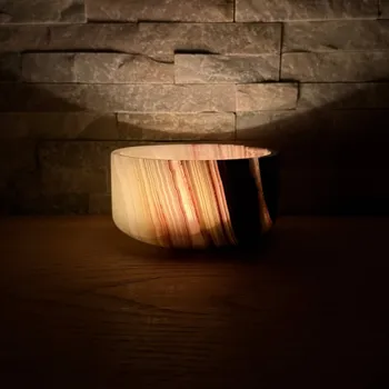 Svícen Svícen z přírodního kamene široký 12 cm konkrétní kus z fotek, jedinečný originál, průměr cca 12 cm