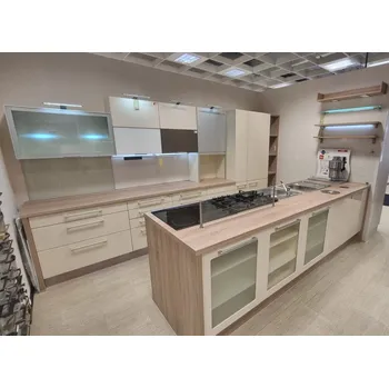 Kuchyňská linka Sestava kuchyně Olomouc - Techno A-Line - vystavený kus, dub/vanilka lesk