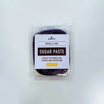 Fondán na dort SweetArt Dark Violet vanilkový (250 g)