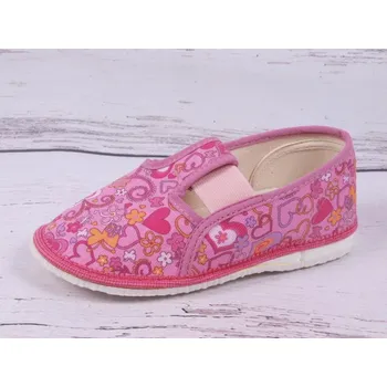 Dívčí obuv Bačkůrky papučky bačkory HP Čechtín 555 růžové se srdíčky a kytičkami velikost: 35