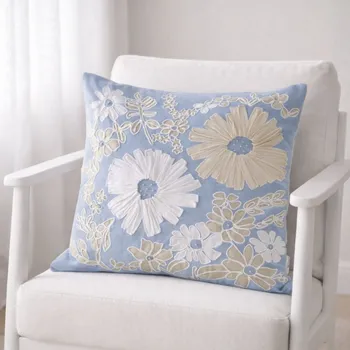 Polštář BOLTZE Polštář s květinami Beate modrý