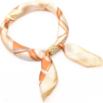 Šátek Magotex Šátek se sponkou Letuška Light - béžový s geometrickým potiskem