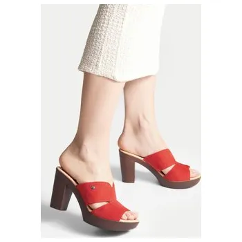 Dámské pantofle Nazouváky Lasocki EST-2025-14 Červená 35