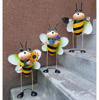 Zahradní dekorace Vosa kovová maxi 3 druhy