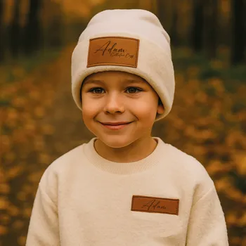 Dětská mikina z beránka se jménem Velikost mikiny: 4 - 5 let