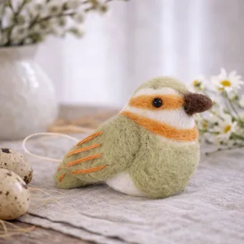 Velikonoční dekorace Gry & Sif Plstěný závěsný ptáček světle zelený