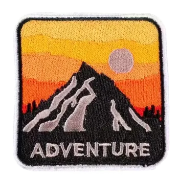 Nažehlovací nášivka - ADVENTURE (6,8 x 6,8 cm)