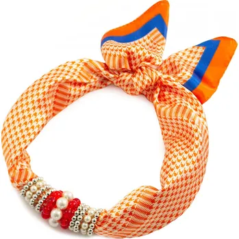 Šátek Magotex Šátek s bižuterií Letuška - oranžový s potiskem